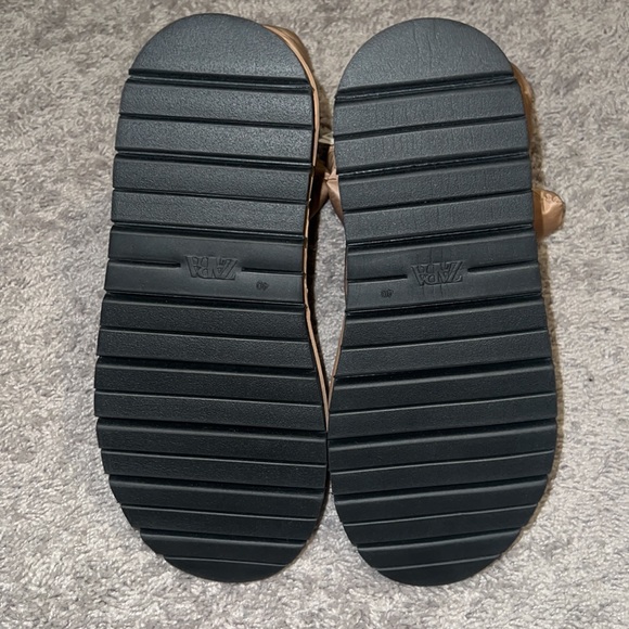 Zara Quilted Low Heel Ankle Boots Size 40 - Picture 4 of 6